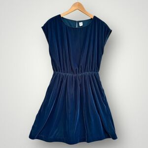 🎉5 for $45🎉 Gap velvet dress size S
